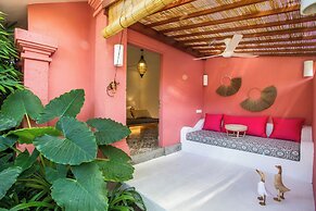 PinkPrivate Sanur - for Cool Adults Only