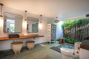 PinkPrivate Sanur - for Cool Adults Only