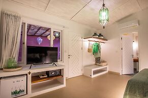 PinkPrivate Sanur - for Cool Adults Only