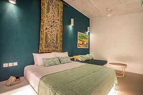 PinkPrivate Sanur - for Cool Adults Only