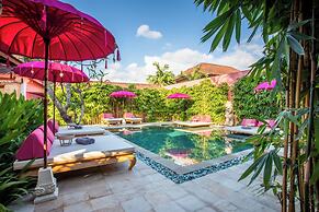 PinkPrivate Sanur - for Cool Adults Only