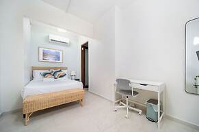 Room 15: Skyline Sips & Santurce Charm