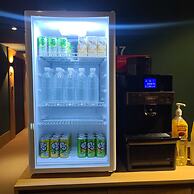 Brown Dot Hotel Gumi