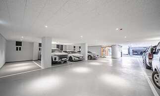 Brown Dot Hotel NamGumi