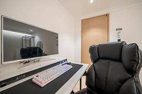 Brown Dot Hotel Gumi