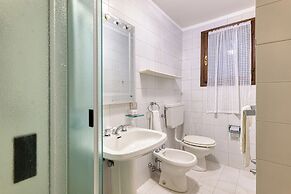 Timeless Escape Villa - Garden and Sea