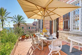 Timeless Escape Villa - Garden and Sea