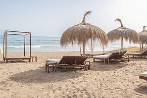 Gray Dalbion Puerto Banus