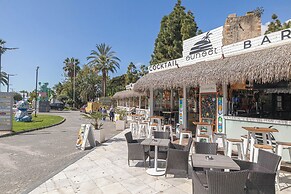 Gray Dalbion Puerto Banus