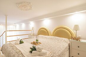 Gray Dalbion Puerto Banus