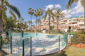 Gray Dalbion Puerto Banus