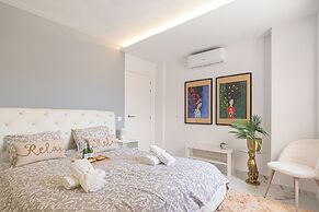 Lepanto Center Marbella 100m Of Beach