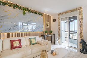 Lepanto Center Marbella 100m Of Beach