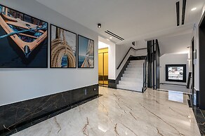 Captain Napoleon Paterakis CNP Luxurious Suites