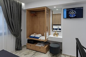 Captain Napoleon Paterakis CNP Luxurious Suites
