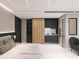 Captain Napoleon Paterakis CPN Luxurious Suites