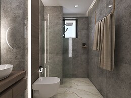 Captain Napoleon Paterakis CPN Luxurious Suites