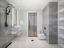 Captain Napoleon Paterakis CPN Luxurious Suites