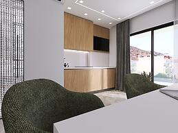 Captain Napoleon Paterakis CPN Luxurious Suites