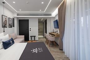Captain Napoleon Paterakis CNP Luxurious Suites