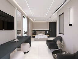 Captain Napoleon Paterakis CPN Luxurious Suites