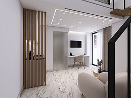 Captain Napoleon Paterakis CPN Luxurious Suites