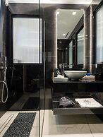 Captain Napoleon Paterakis CNP Luxurious Suites