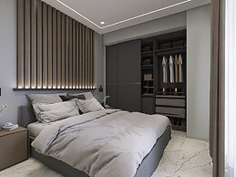 Captain Napoleon Paterakis CPN Luxurious Suites