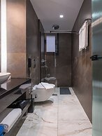 Captain Napoleon Paterakis CNP Luxurious Suites