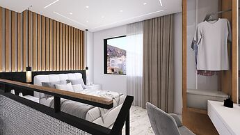 Captain Napoleon Paterakis CPN Luxurious Suites