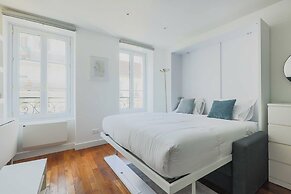 Charming Apartment-1br-3p-ternes