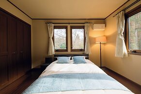 Hakone Ninotaira Cottage