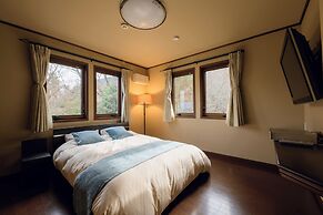 Hakone Ninotaira Cottage