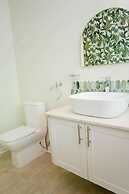 36 Alexander Guest House