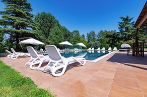 Villa Vitti's - Verona Est CAMPING
