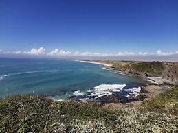 Bright Welcoming Falmouth Home Garden Parking