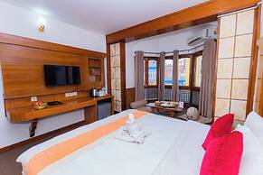 Amber Royel Hotel