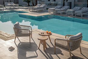 Filia Luxury Suites
