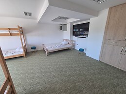 AdriaMont - Rooms and Co-working