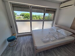 AdriaMont - Rooms and Co-working