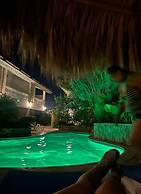 Spacious 4-bedroom Apartment 2 km From Eagle Beach - Dream Suites Arub