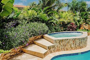 Spacious 4-bedroom Apartment 2 km From Eagle Beach - Dream Suites Arub