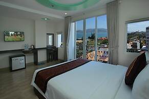 Melyna Hotel Nha Trang Beach