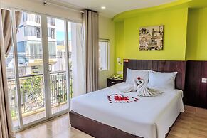 Melyna Hotel Nha Trang Beach