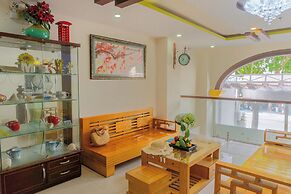 Melyna Hotel Nha Trang Beach