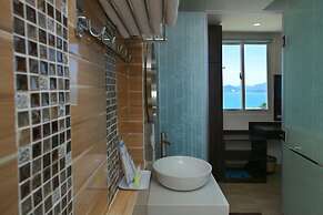 Melyna Hotel Nha Trang Beach