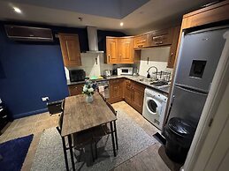 Tranquil Cambridge Getaway