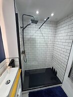 Tranquil Cambridge Getaway