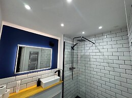 Tranquil Cambridge Getaway