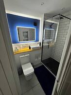 Tranquil Cambridge Getaway